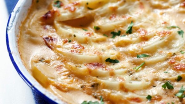 12 Festive Easter Recipes: Scalloped Potatoes with Sun-Dried Tomato Pesto | OnceAMomAlwaysAMom.com